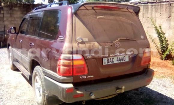 Acheter Occasion Voiture Toyota Land Cruiser Rouge à Lusaka, Zambie Acheter Occasion Voiture Toyota Land Cruiser Rouge à Lusaka, Zambie