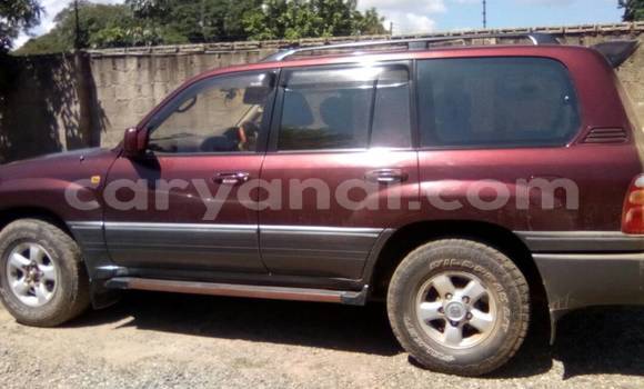 Acheter Occasion Voiture Toyota Land Cruiser Rouge à Lusaka, Zambie Acheter Occasion Voiture Toyota Land Cruiser Rouge à Lusaka, Zambie