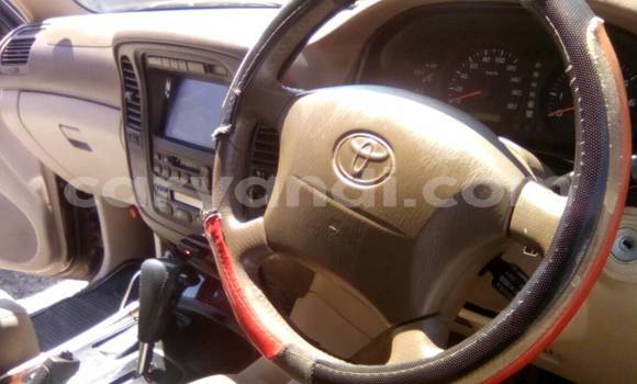 Acheter Occasion Voiture Toyota Land Cruiser Rouge à Lusaka, Zambie Acheter Occasion Voiture Toyota Land Cruiser Rouge à Lusaka, Zambie