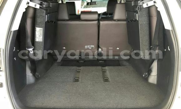Nunua Ilio tumika Toyota Fortuner Nyeupe Gari ndani ya Lusaka nchini Zambia Nunua Ilio tumika Toyota Fortuner Nyeupe Gari ndani ya Lusaka nchini Zambia