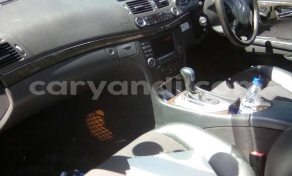 Tenga Tsaru Mercedes‒Benz E–Class Sirivha Mota in Lusaka in Zambia Tenga Tsaru Mercedes‒Benz E–Class Sirivha Mota in Lusaka in Zambia