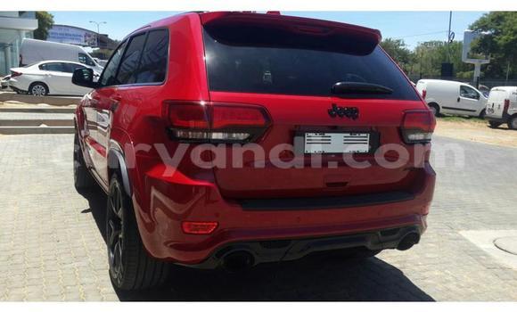 Tenga Tsaru Jeep Grand Cherokee SRT8 Tsvuku Mota in Chingola in Zambia Tenga Tsaru Jeep Grand Cherokee SRT8 Tsvuku Mota in Chingola in Zambia