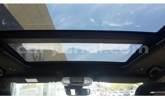 Tenga Tsaru Jeep Grand Cherokee SRT8 Tsvuku Mota in Chingola in Zambia Tenga Tsaru Jeep Grand Cherokee SRT8 Tsvuku Mota in Chingola in Zambia