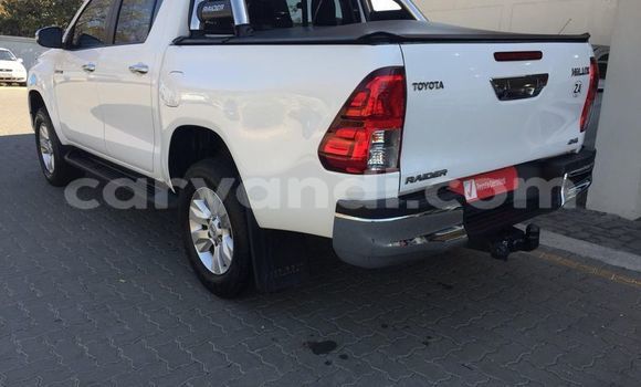 Acheter Occasion Voiture Toyota Hilux Blanc à Chilanga, Lusaka Acheter Occasion Voiture Toyota Hilux Blanc à Chilanga, Lusaka