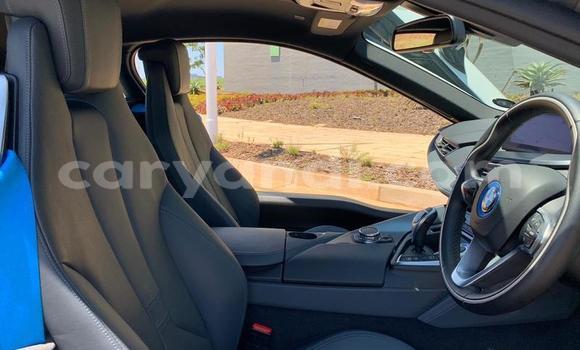 Acheter Occasion Voiture BMW i8 Blanc à Livingstone, Zambie Acheter Occasion Voiture BMW i8 Blanc à Livingstone, Zambie
