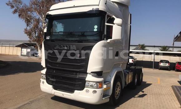 Acheter Occasion Utilitaire Scania R420 Blanc à Livingstone, Zambie Acheter Occasion Utilitaire Scania R420 Blanc à Livingstone, Zambie