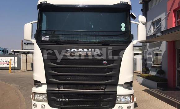 Acheter Occasion Utilitaire Scania R420 Blanc à Livingstone, Zambie Acheter Occasion Utilitaire Scania R420 Blanc à Livingstone, Zambie