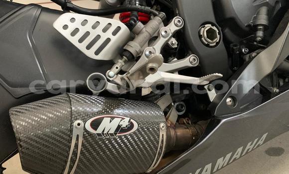 Acheter Occasion Moto Yamaha YZF Noir à Lusaka, Zambie Acheter Occasion Moto Yamaha YZF Noir à Lusaka, Zambie