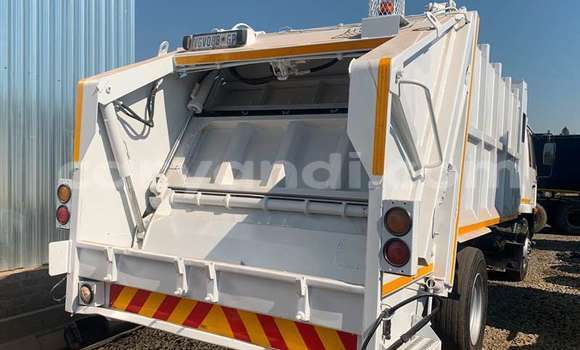 Buy Used Nissan UD White Truck in Lusaka in Zambia Buy Used Nissan UD White Truck in Lusaka in Zambia