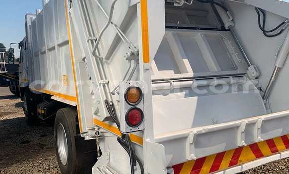 Buy Used Nissan UD White Truck in Lusaka in Zambia Buy Used Nissan UD White Truck in Lusaka in Zambia