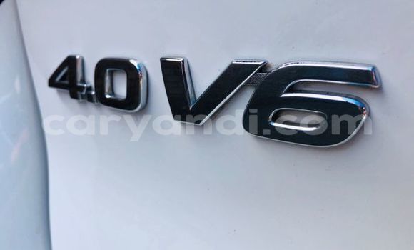 Acheter Occasion Voiture Toyota Fortuner Blanc à Chilanga, Lusaka Acheter Occasion Voiture Toyota Fortuner Blanc à Chilanga, Lusaka