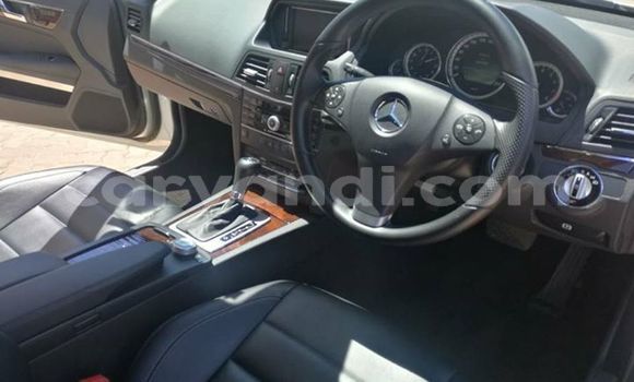 Buy Used Mercedes‒Benz E–Class White Car in Lusaka in Zambia Buy Used Mercedes‒Benz E–Class White Car in Lusaka in Zambia