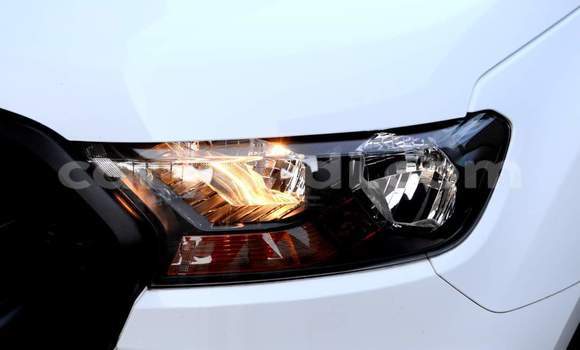 Acheter Occasion Voiture Ford Ranger Blanc à Lusaka, Zambie Acheter Occasion Voiture Ford Ranger Blanc à Lusaka, Zambie