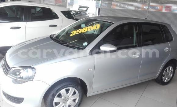 Acheter Occasion Voiture Volkswagen Polo Gris à Livingstone, Zambie Acheter Occasion Voiture Volkswagen Polo Gris à Livingstone, Zambie
