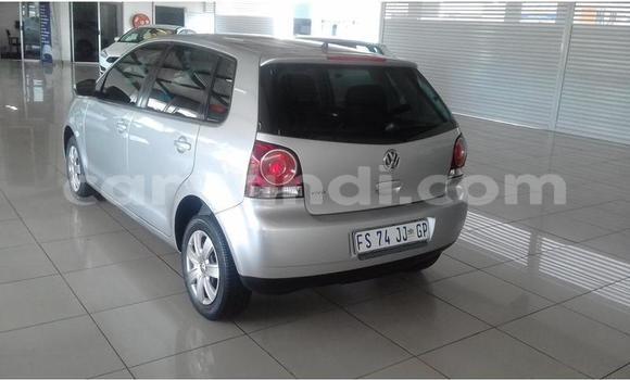 Acheter Occasion Voiture Volkswagen Polo Gris à Livingstone, Zambie Acheter Occasion Voiture Volkswagen Polo Gris à Livingstone, Zambie