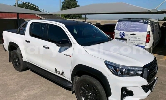 Buy Used Toyota Hilux White Car in Isoka in Northern Buy Used Toyota Hilux White Car in Isoka in Northern