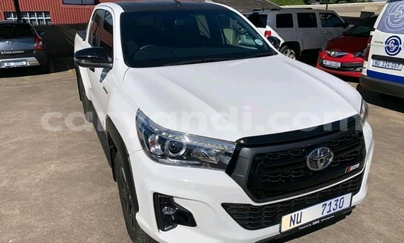 Buy Used Toyota Hilux White Car in Isoka in Northern Buy Used Toyota Hilux White Car in Isoka in Northern