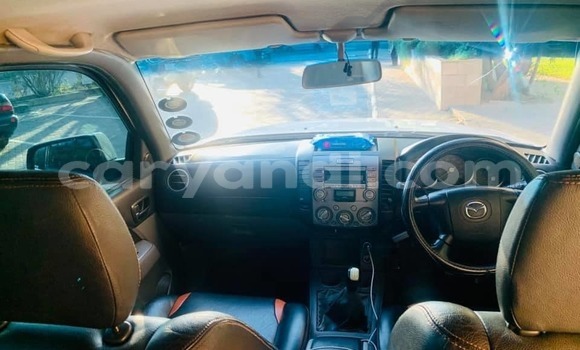 Acheter Occasion Voiture Mazda BT-50 Blanc à Lusaka, Zambie Acheter Occasion Voiture Mazda BT-50 Blanc à Lusaka, Zambie