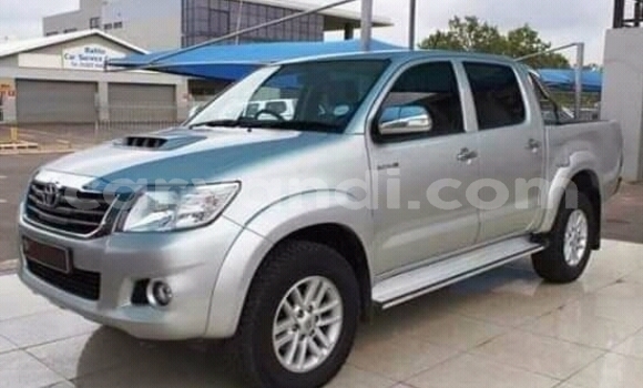 Nunua Ilio tumika Toyota Hilux Fedha Gari ndani ya Livingstone nchini Zambia Nunua Ilio tumika Toyota Hilux Fedha Gari ndani ya Livingstone nchini Zambia