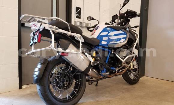 Acheter Neuf Moto BMW K 1200 Bleu à Lusaka, Zambie Acheter Neuf Moto BMW K 1200 Bleu à Lusaka, Zambie