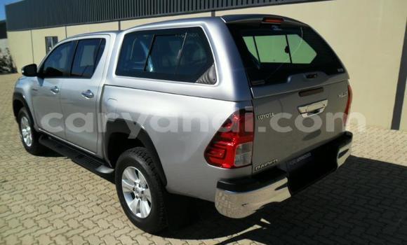 Acheter Occasion Voiture Toyota Hilux Gris à Lusaka, Zambie Acheter Occasion Voiture Toyota Hilux Gris à Lusaka, Zambie