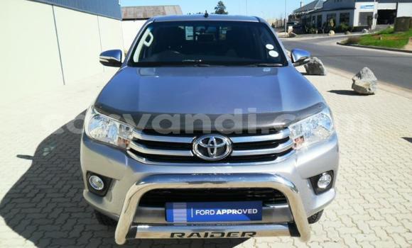 Acheter Occasion Voiture Toyota Hilux Gris à Lusaka, Zambie Acheter Occasion Voiture Toyota Hilux Gris à Lusaka, Zambie