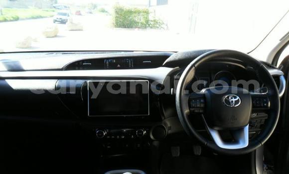 Acheter Occasion Voiture Toyota Hilux Gris à Lusaka, Zambie Acheter Occasion Voiture Toyota Hilux Gris à Lusaka, Zambie