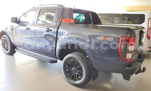 Nunua Ilio tumika Ford Ranger Nyeusi Gari ndani ya Lusaka nchini Zambia Nunua Ilio tumika Ford Ranger Nyeusi Gari ndani ya Lusaka nchini Zambia
