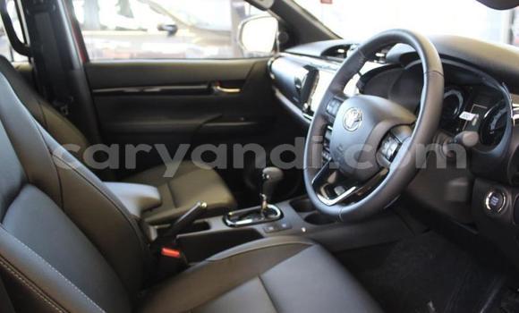 Acheter Occasion Voiture Toyota Hilux Rouge à Lusaka, Zambie Acheter Occasion Voiture Toyota Hilux Rouge à Lusaka, Zambie
