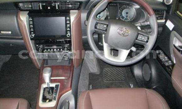 Acheter Occasion Voiture Toyota Fortuner Gris à Lusaka, Zambie Acheter Occasion Voiture Toyota Fortuner Gris à Lusaka, Zambie