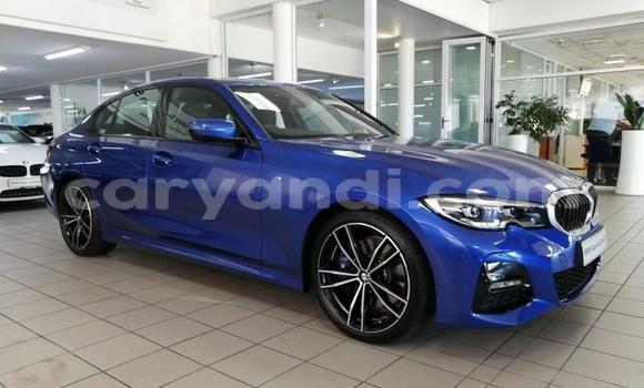 Nunua Ilio tumika BMW 3–Series Bluu Gari ndani ya Lusaka nchini Zambia