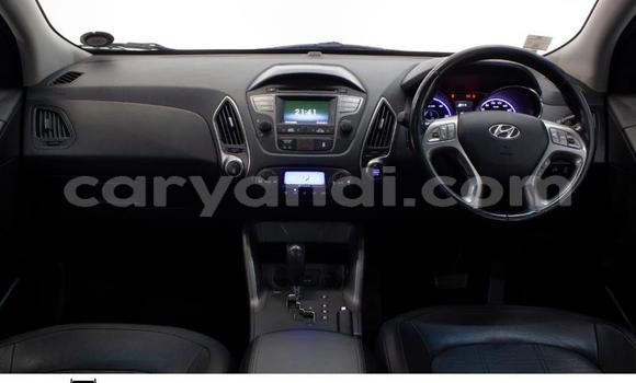 Buy Used Hyundai ix35 White Car in Chingola in Zambia Buy Used Hyundai ix35 White Car in Chingola in Zambia