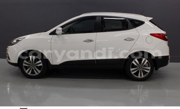 Buy Used Hyundai ix35 White Car in Chingola in Zambia Buy Used Hyundai ix35 White Car in Chingola in Zambia