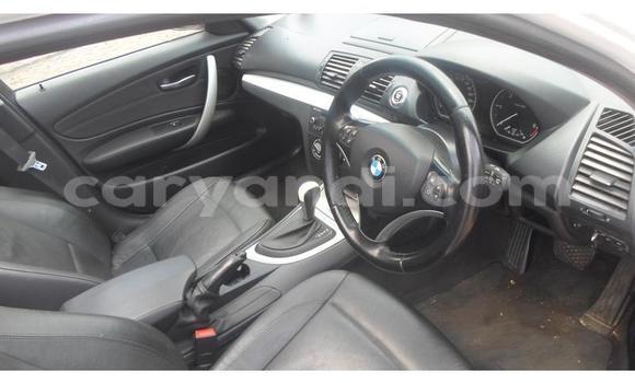 Acheter Occasion Voiture BMW 1–Series Blanc à Chilanga, Lusaka Acheter Occasion Voiture BMW 1–Series Blanc à Chilanga, Lusaka