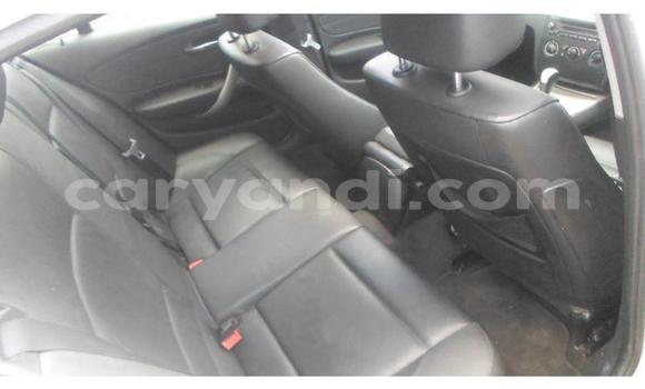 Acheter Occasion Voiture BMW 1–Series Blanc à Chilanga, Lusaka Acheter Occasion Voiture BMW 1–Series Blanc à Chilanga, Lusaka