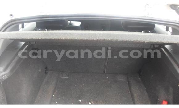 Acheter Occasion Voiture BMW 1–Series Blanc à Chilanga, Lusaka Acheter Occasion Voiture BMW 1–Series Blanc à Chilanga, Lusaka