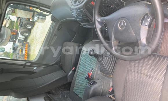 Acheter Occasion Utilitaire Mercedes–Benz 2628 Blanc à Livingstone, Zambie Acheter Occasion Utilitaire Mercedes–Benz 2628 Blanc à Livingstone, Zambie