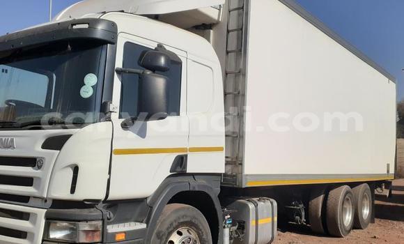 Buy Used Scania R420 White Truck in Chilanga in Lusaka Buy Used Scania R420 White Truck in Chilanga in Lusaka