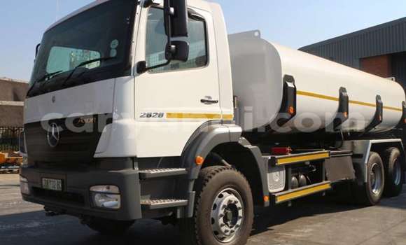 Buy Used Mercedes–Benz 2628 White Truck in Lusaka in Zambia