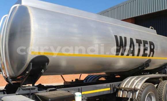 Nunua Ilio tumika Mercedes–Benz 2628 Fedha Lori ndani ya Lusaka nchini Zambia Nunua Ilio tumika Mercedes–Benz 2628 Fedha Lori ndani ya Lusaka nchini Zambia