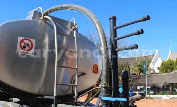 Nunua Ilio tumika Mercedes–Benz 2628 Fedha Lori ndani ya Lusaka nchini Zambia Nunua Ilio tumika Mercedes–Benz 2628 Fedha Lori ndani ya Lusaka nchini Zambia