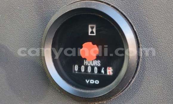 Nunua Ilio tumika Mercedes–Benz 2628 Fedha Lori ndani ya Lusaka nchini Zambia Nunua Ilio tumika Mercedes–Benz 2628 Fedha Lori ndani ya Lusaka nchini Zambia