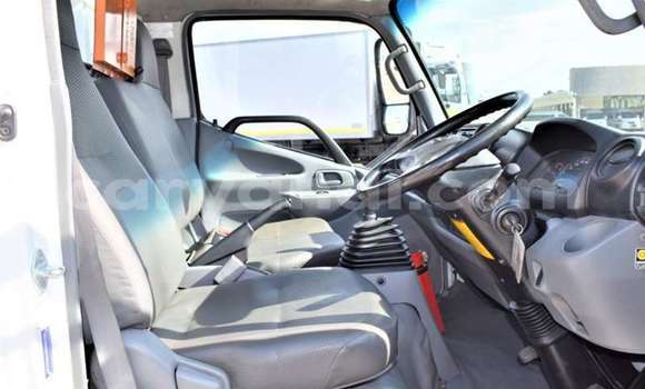 Buy Used Hino 300 Series White Truck in Lusaka in Zambia Buy Used Hino 300 Series White Truck in Lusaka in Zambia