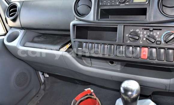 Buy Used Hino 300 Series White Truck in Lusaka in Zambia Buy Used Hino 300 Series White Truck in Lusaka in Zambia