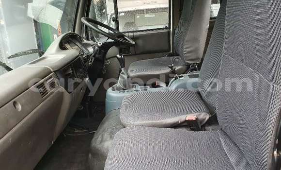 Buy Used Caterpillar 120 White Truck in Lusaka in Zambia Buy Used Caterpillar 120 White Truck in Lusaka in Zambia