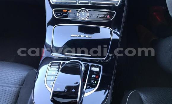 Acheter Occasion Voiture Mercedes‒Benz E-klasse AMG Blanc à Lusaka, Zambie Acheter Occasion Voiture Mercedes‒Benz E-klasse AMG Blanc à Lusaka, Zambie