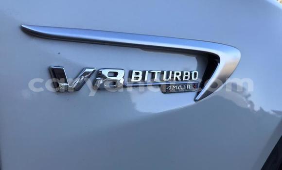 Acheter Occasion Voiture Mercedes‒Benz E-klasse AMG Blanc à Lusaka, Zambie Acheter Occasion Voiture Mercedes‒Benz E-klasse AMG Blanc à Lusaka, Zambie