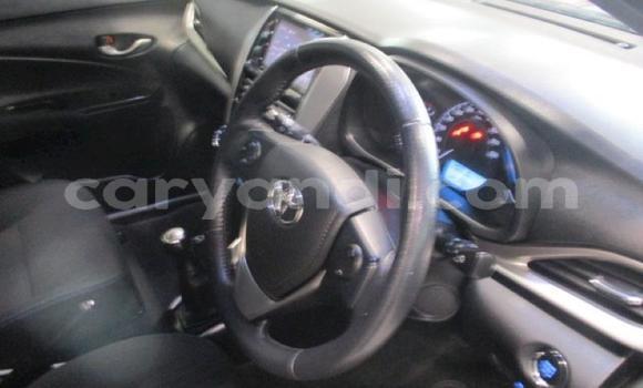 Acheter Occasion Voiture Toyota Yaris Blanc à Lusaka, Zambie Acheter Occasion Voiture Toyota Yaris Blanc à Lusaka, Zambie