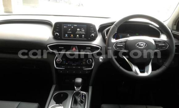 Buy Used Hyundai Santa Fe White Car in Lusaka in Zambia Buy Used Hyundai Santa Fe White Car in Lusaka in Zambia