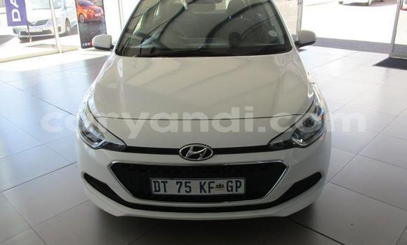 Acheter Occasion Voiture Hyundai i20 Blanc à Lusaka, Zambie Acheter Occasion Voiture Hyundai i20 Blanc à Lusaka, Zambie